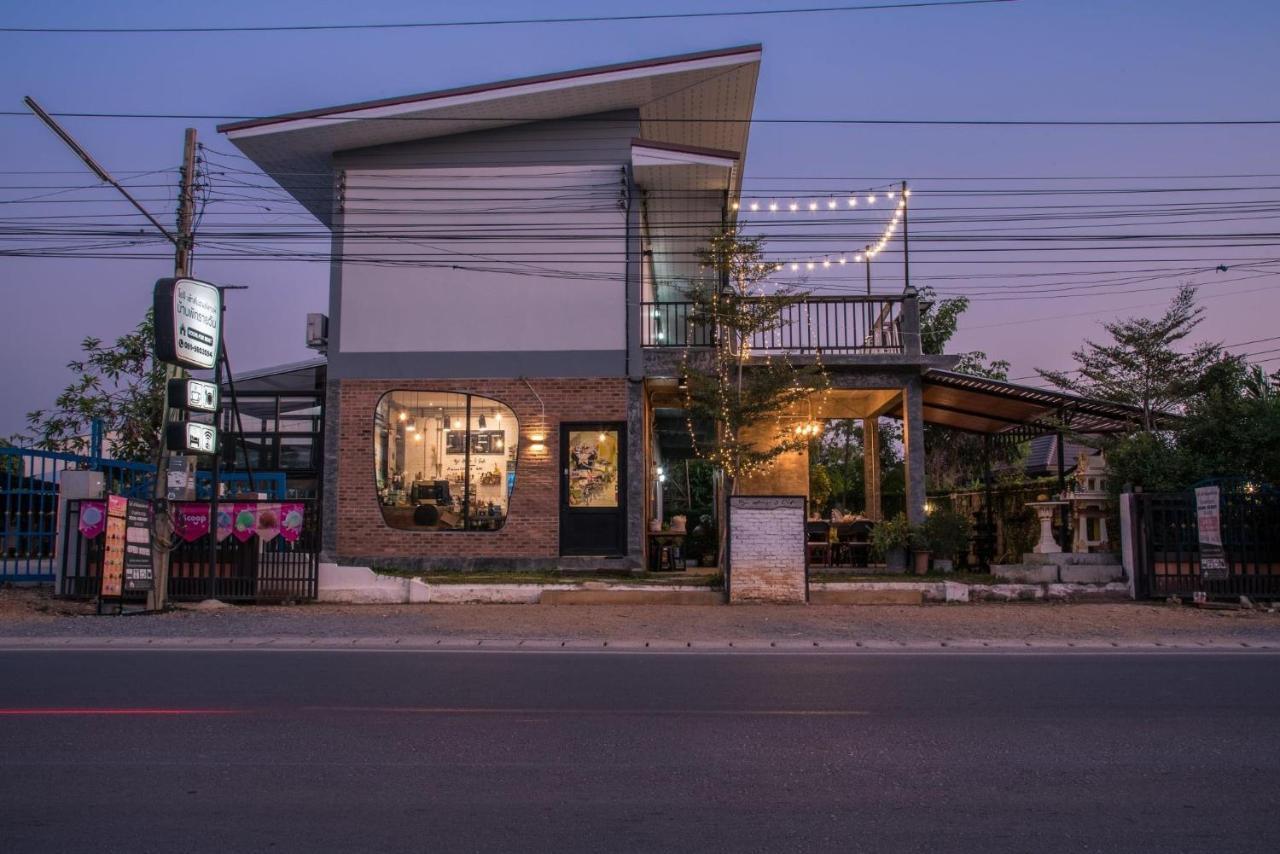 Albergue Yoji House And Cafe Ban Wiang Exterior foto